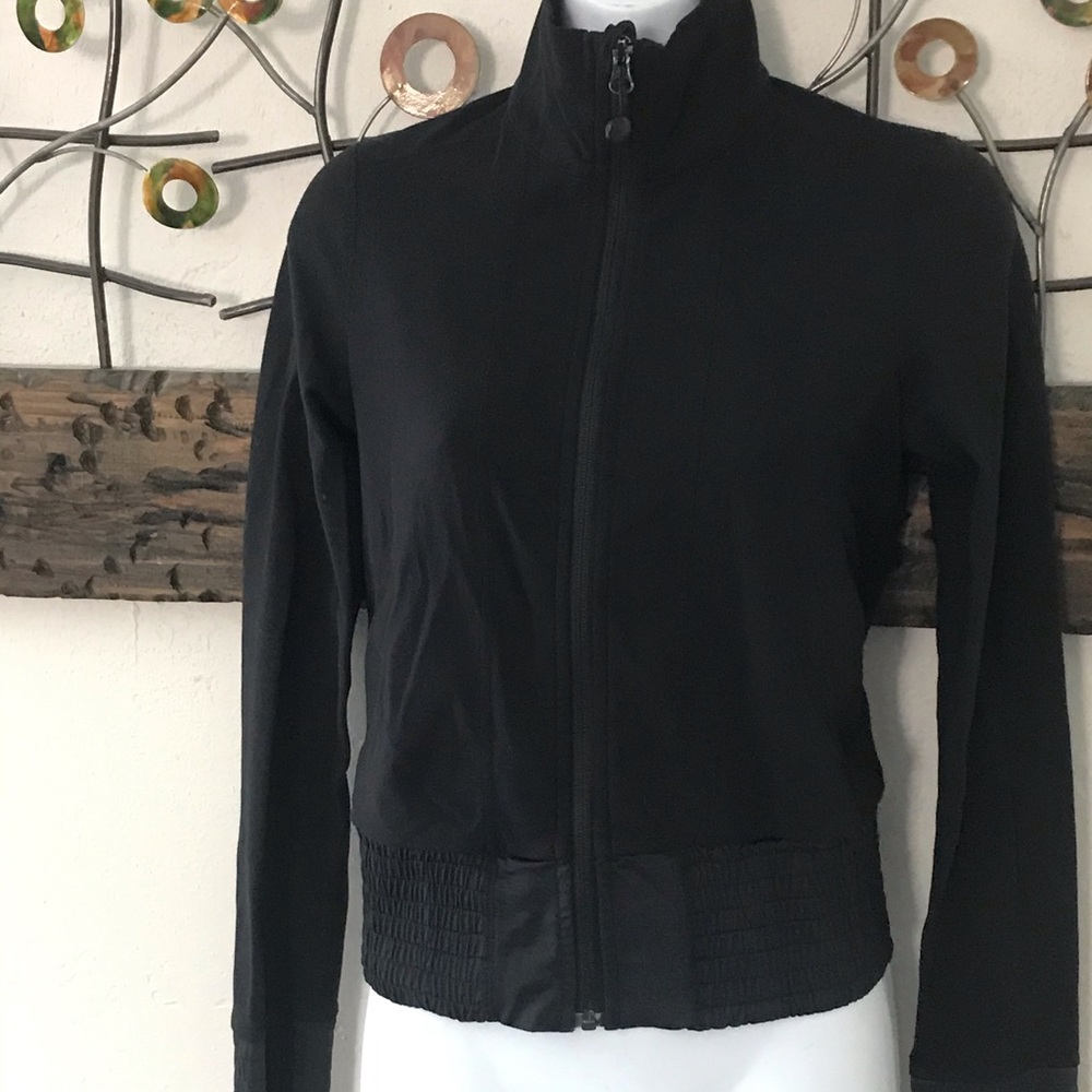 Lululemon black moto jacket euc sz 4